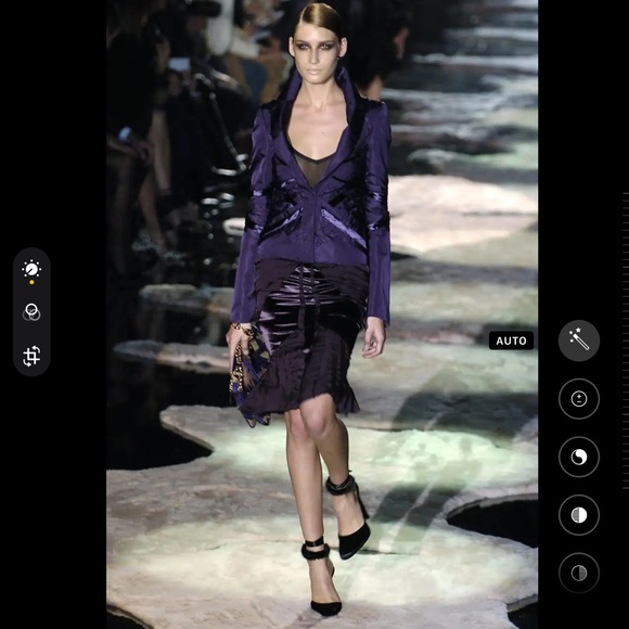 GUCCI] by Tom Ford Purple Suede Leather Stiletto heel Shoes - Picture 3 of 14